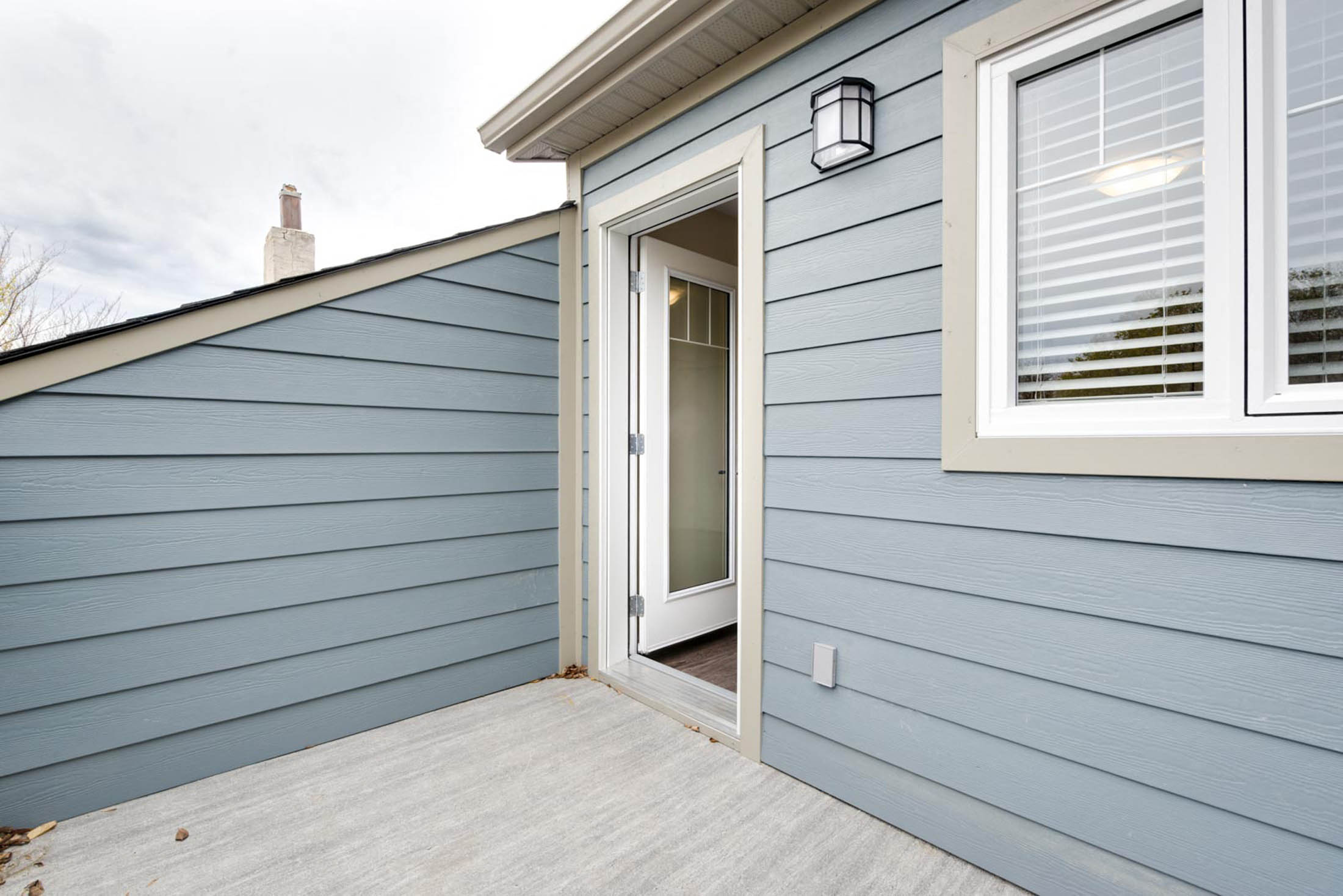 630 Jessie Duplex House Rental